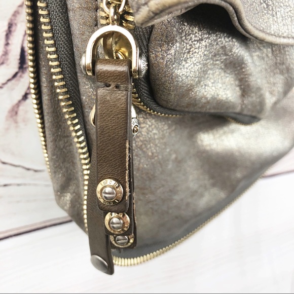 Henri Bendel cross body purse - Picture 3 of 8